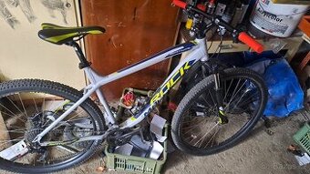 Horske kolo rock machine na postavu do 190 cm xl 29.kola