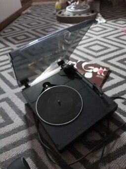 gramofon KENWOOD - 1