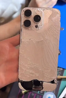 Vуκουρím váš zničený iPhone