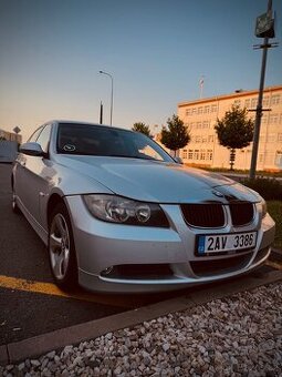 BMW e90 318i 95kwI