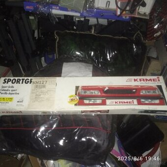 Prodám na Audi 80,90 Kamei masku, VW Passat B4 spoiler