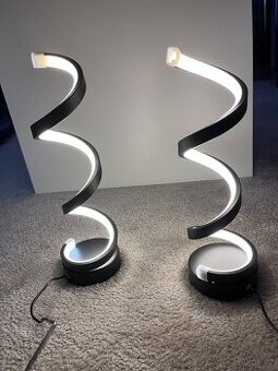 Spirálová Stolní Lampa