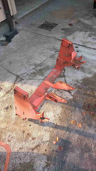 Podvázání na malotraktor Kubota.