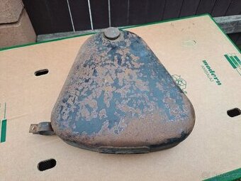 CZ 125 T zetka kastlík schránka nářadí