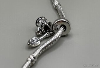 Stříbrný přívěsek č. 3 - konvička