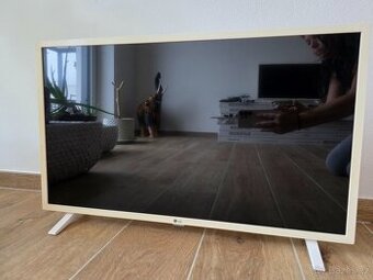 Smart TV LG  80 cm úhlopříčka + držák na zeď
