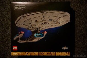 Lego 10356 - Star Trek: U.S.S. Enterprise NCC-1701-D
