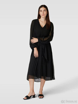 Luxusní švýcarské plisované šaty vel. M nové, -85%