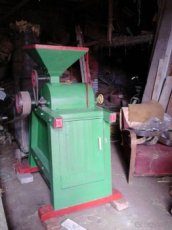 Šrotovník na obilí - 1