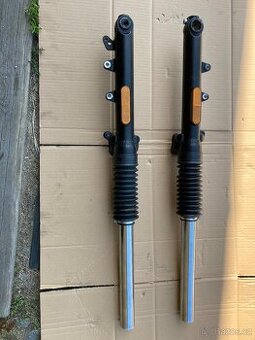 Brixton Cromwell 1200 přední tlumiče KYB