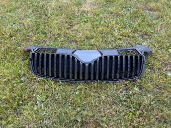 Škoda Fabia II, Roomster přední maska nárazníku