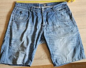 Džínove šortky