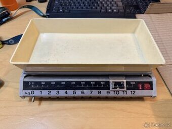Retro kuchyňská váha KZ Silva Typ 300 - funkční, zachovalá