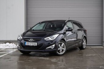 Hyundai i40 CW 1.7 CRDi, 85kW, M6 - 4x výhrev + volant