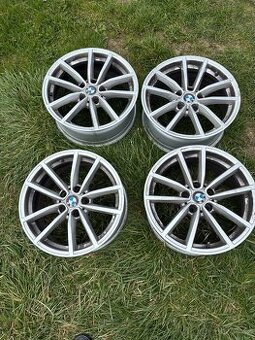 Alu kola originál BMW R17