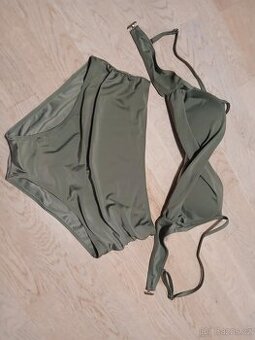 Olivové plavky s vyšším pasem vel. L