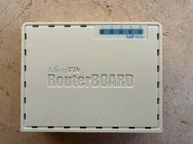 WiFi Access Point Mikrotik RB951Ui-2nD