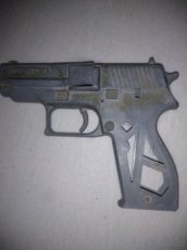 Retro kovová pistole- hračka - 1