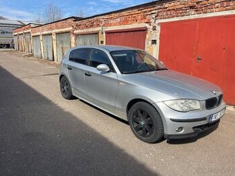 BMW 118i,E81