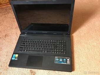 Asus x75v na díly