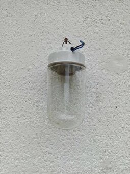 Starožitné porcelánovo-skleněné závěsné venkovní světlo