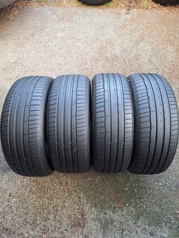 235 55 19 letní pneu R19 Hankook 235/55/19