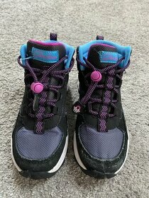 Detske zimni Skechers boty, velikost 32
