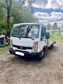 Nissan Cabstar 2010