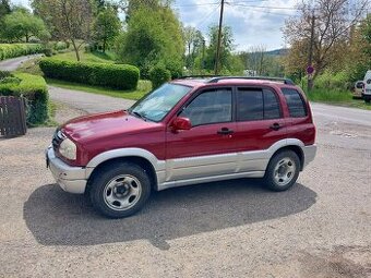 Suzuki Grand Vitara 2.0, benzín 4x4