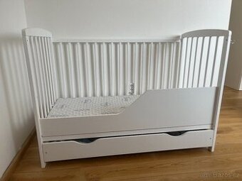 Rostoucí postýlka Caspar 120/60 s šuplíkem bílá + matrace pr