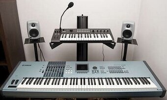 Yamaha Motif XS8 - 1