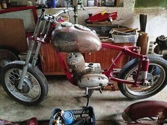 Jawa ČZ 175