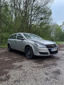 OPEL ASTRA H CARAVAN 1.7 CDTI 74kW