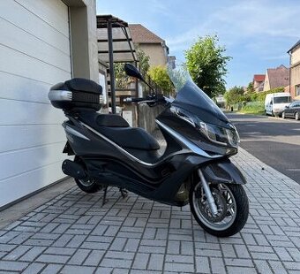 Piaggio X10 125 ie, cz doklady