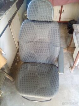 Prodám přední sedačku Ford transit