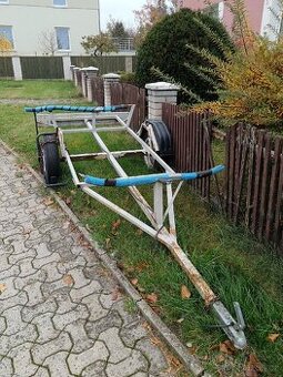 Prodám vozík, přívěs na loď (člun) bez TP