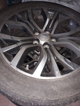 kola s letními pneu na dojezd 225/55R18 98H á 1500Kč