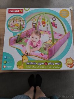 Hrací deka s hrazdou fairchild