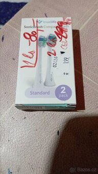 Jedna nová, náhradní hlavice na sonický kartáček