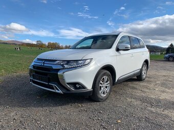 Mitsubishi outlander 2.0mivec+LPG