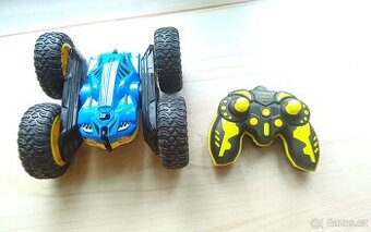 Prodám akrobatické autíčko