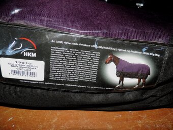 Výběhová deka HKM Highneck 1200D 300g