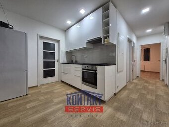 Moderně zrekonstruovaný byt 3+1 s balkonem ulice Lidická, Če