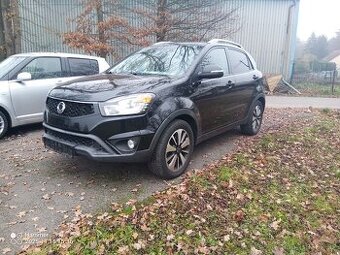 Ssangyong Korando 2.0 TDI 110 kw 4x4 r.2015  130.00 km.