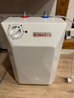 Beztlakovy ohřívač vody (bojler) 5,7 litrů