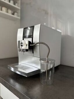JURA Z10 – automatický kávovar s inovativní funkcí Cold Brew