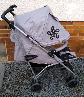 DĚTSKÝ KOČAREK GOLFÁČ CENA 1000KČ