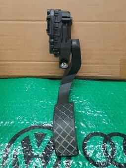 Pedál plynu 8D1 721 523 J – VW/Audi/Škoda/Seat