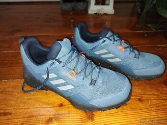 Tenisky Adidas 12