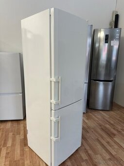 Lednice s mrazákem Liebherr (283)